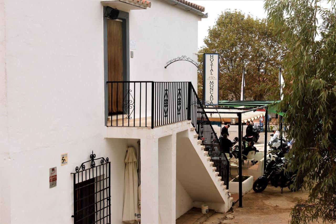 Hostal Moncada Gaucin Bagian luar foto